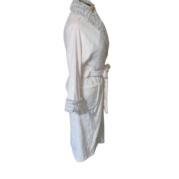 Carole Hochman Robe With Faux Fur Collar and Sleeves and two front pockets sz M - Picture 4 of 7